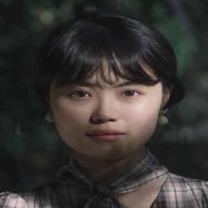 鞠君彩